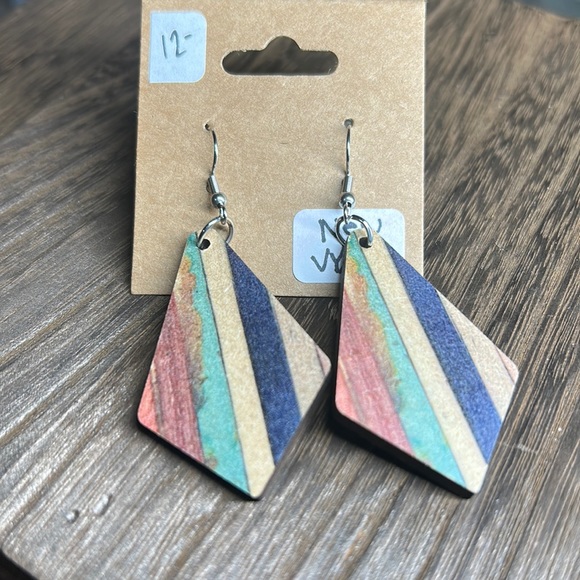Striped Boho Diamond Shape Earrings - Picture 1 of 2